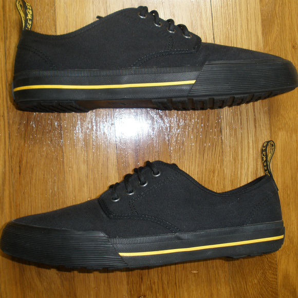 dr martens pressler black